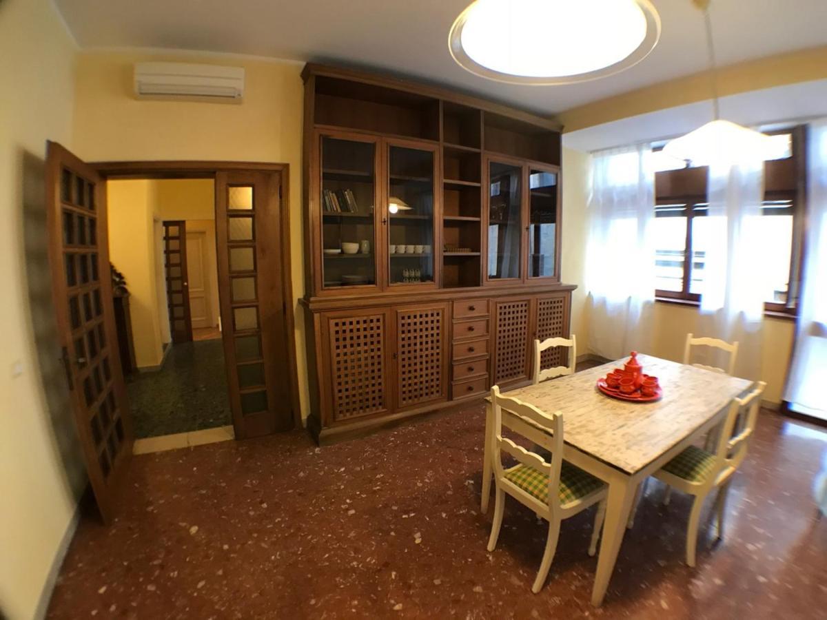4 Bedrooms - Ponte Vecchio Apartamento